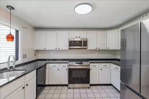 14 Jefferey Ln, Haverhill, MA 01832 - Photo 3