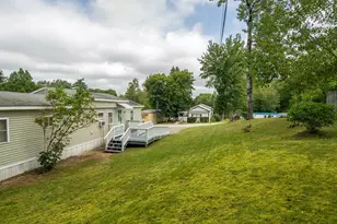 2 Knights Ct, Raymond, NH 03077 - Photo 9