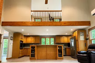 14 Shasta Dr, Londonderry, NH 03053 - Photo 3