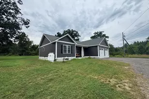 106 Whitcomb Rd, Swanzey, NH 03446 - Photo 3