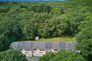 172 Morse Rd, Manchester, NH 03104 - Photo 3