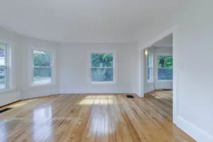 17 Clarke St, Concord, NH 03301 - Photo 11