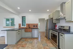 17 Clarke St, Concord, NH 03301 - Photo 19