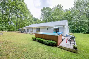 20 Buttonwood Rd, Bedford, NH 03110 - Photo 5
