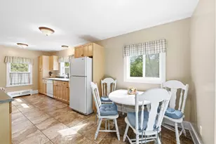 40 Old Sandown Rd, Chester, NH 03036 - Photo 9