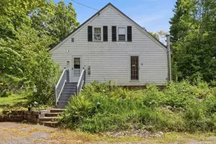 692 Belknap Mountain Rd, Gilford, NH 03249 - Photo 9