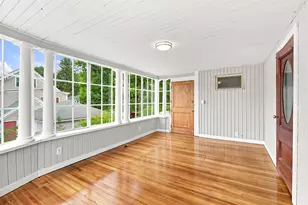 18 Summer St, Nashua, NH 03064 - Photo 11