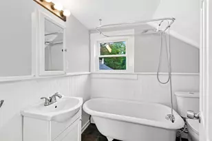 18 Summer St, Nashua, NH 03064 - Photo 27