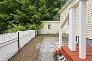 18 Summer St, Nashua, NH 03064 - Photo 31