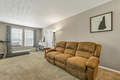 33 Moreau Street, Manchester, NH 03102 - Photo 13