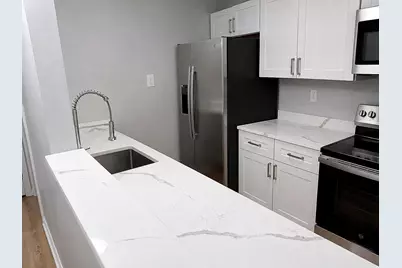 2 Mayfair Lane #101, Nashua, NH 03063 - Photo 5