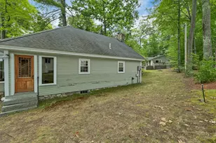 19 Smith Cove Rd, Gilford, NH 03249 - Photo 7