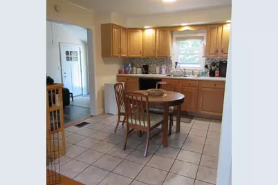 9 Stone Avenue, Claremont, NH 03743 - Photo 5