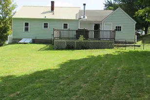 9 Stone Ave, Claremont, NH 03743 - Photo 1