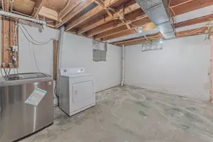 12 Hutchinson St, Nashua, NH 03064 - Photo 27
