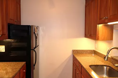 144 Eastern Avenue #103, Manchester, NH 03104 - Photo 5