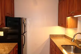 144 Eastern Ave, Manchester, NH 03104 - Photo 5
