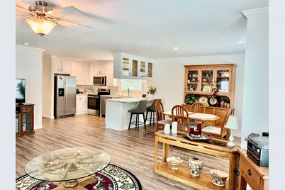 14 Flamingo Drive, Concord, NH 03033 - Photo 5