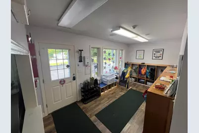 41 Commerce Way, Barrington, NH 03825 - Photo 17