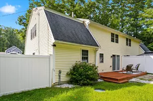 19 Deerwood Dr, Amherst, NH 03031 - Photo 25