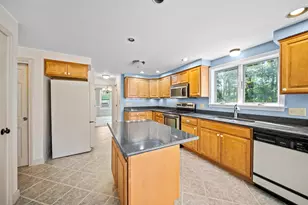 18 Garrison Ln, Madbury, NH 03823 - Photo 3