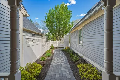 579 Sagamore Avenue #24, Portsmouth, NH 03801 - Photo 5
