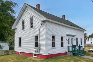 17-19 Upham St, Rochester, NH 03867 - Photo 3