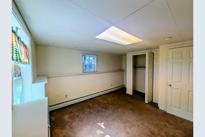 33 Chestnut Street, Claremont, NH 03743 - Photo 17