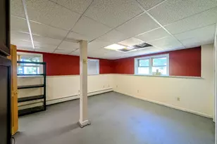 33 Chestnut St, Claremont, NH 03743 - Photo 21