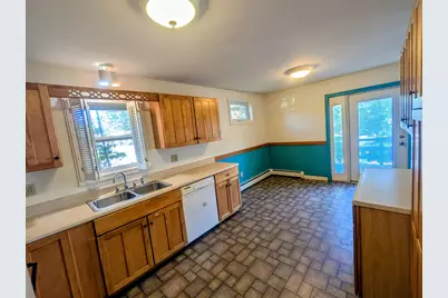 33 Chestnut Street, Claremont, NH 03743 - Photo 7