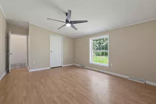 10 Davis Ln, New Boston, NH 03070 - Photo 15