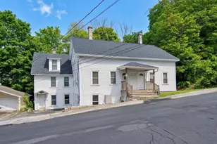 44 Bridge St, Hillsboro, NH 03244 - Photo 1
