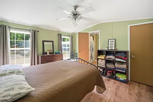 18 Parker Ave, Raymond, NH 03077 - Photo 17
