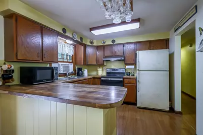 19 Comstock Drive, Milford, NH 03055 - Photo 5