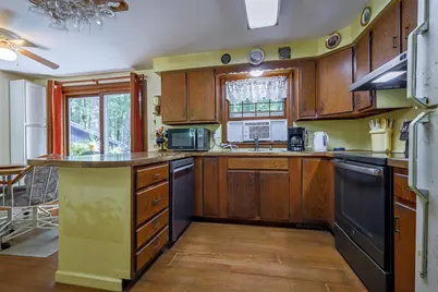 19 Comstock Drive, Milford, NH 03055 - Photo 7