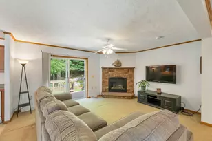 29 Northbrook Rd, Tilton, NH 03276 - Photo 3