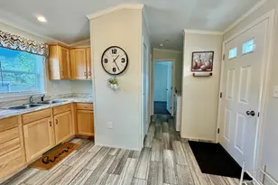 21 Union St, Gorham, NH 03581 - Photo 5