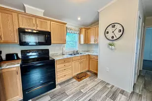 21 Union St, Gorham, NH 03581 - Photo 7