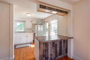 33 Charlotte Ave, Nashua, NH 03064 - Photo 7