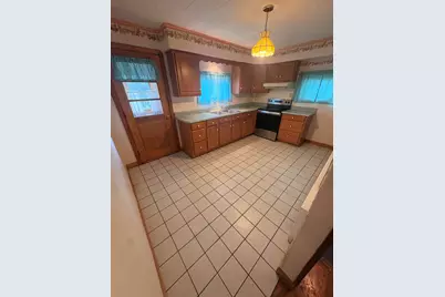 246  Bridge Street, Berlin, NH 03570 - Photo 5