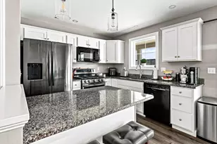 27 Fownes Mill Court, Rochester, NH 03867 - Photo 7
