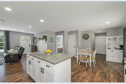 562 Pickering Road, Rochester, NH 03867 - Photo 3