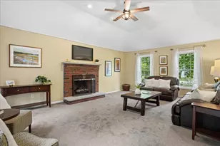 6 Sterling Dr, Londonderry, NH 03053 - Photo 19