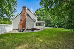 6 Sterling Dr, Londonderry, NH 03053 - Photo 53