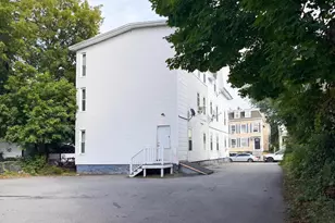 18 South St, Manchester, NH 03104 - Photo 3