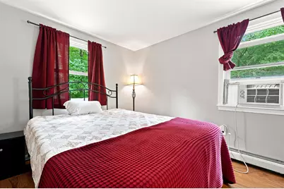 134 S Main Street, Newton, NH 03858 - Photo 13
