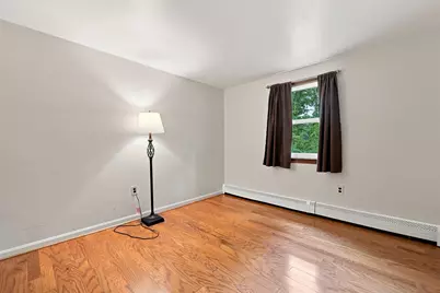 134 S Main Street, Newton, NH 03858 - Photo 17