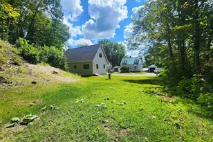 188 Wall St, Springfield, VT 05156 - Photo 5