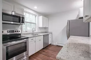 1465 Hooksett Rd, Hooksett, NH 03106 - Photo 35