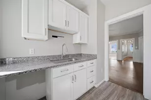 551 Montgomery St, Manchester, NH 03102 - Photo 15